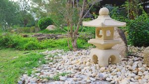 lanterne giappone di pietra in giardino il mio viaggio in giappone traveltherapists Storia significato lanterne pietra Giappone